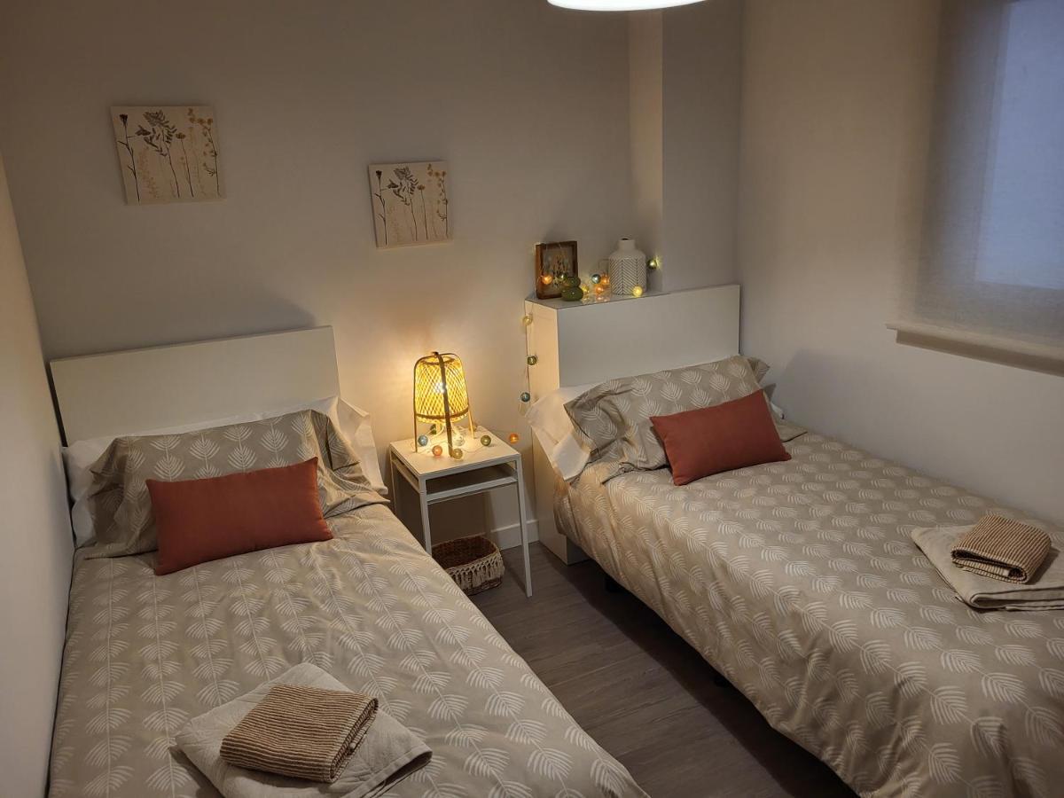 דירות חרז Alazan Jerez Ii-Parking Gratis-Wifi-Netflix מראה חיצוני תמונה